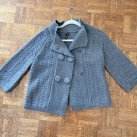 Knit crop sweater - Picture 3 of 5